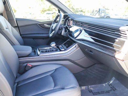 Certified 2023 Audi Q7 2.0T Premium w/ Convenience Package AWD/4WD image 18