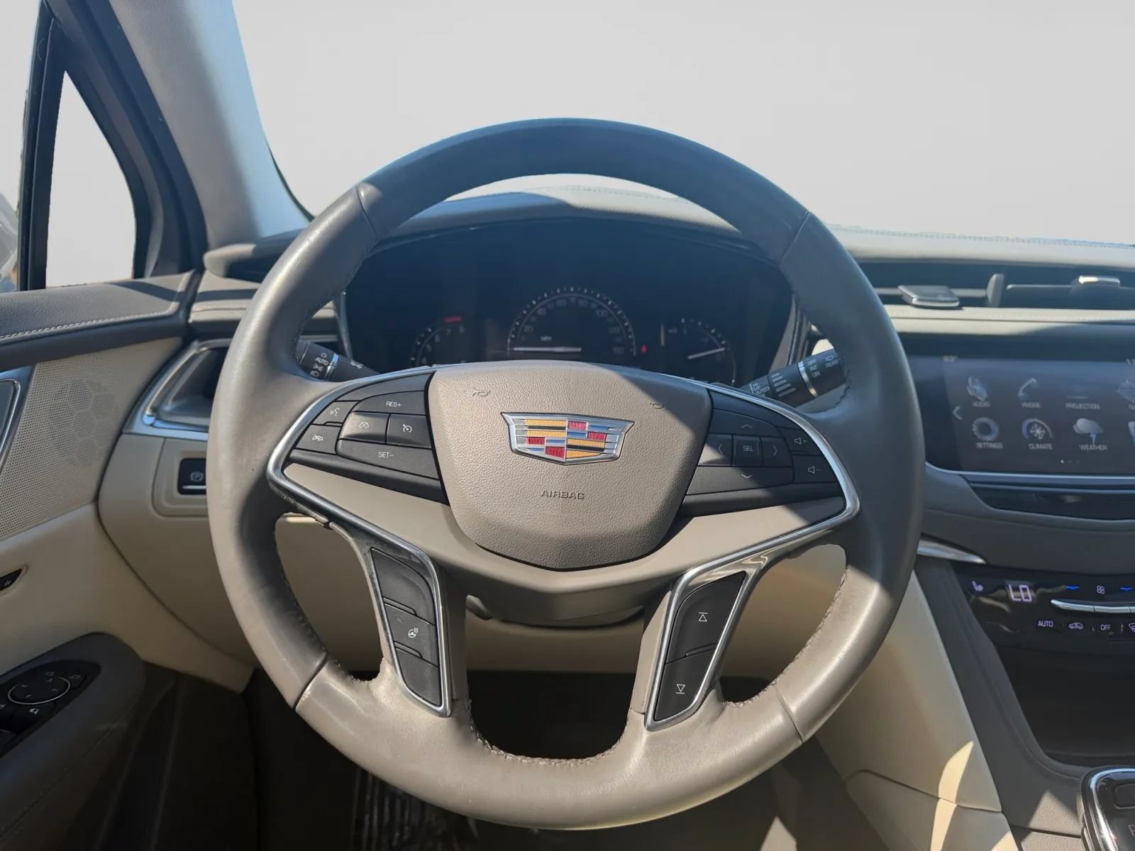 Used 2018 Cadillac XT5 Luxury AWD/4WD image 20