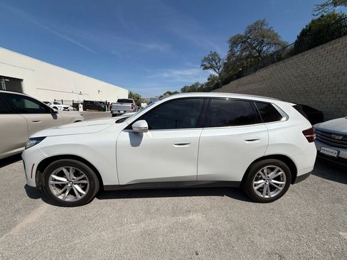 Certified 2025 BMW X3 xDrive30i w/ Convenience Package AWD/4WD image 2