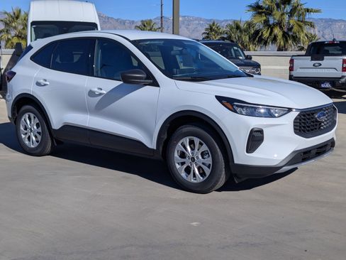 New 2026 Ford Escape Active w/ Tech Pack #1 FWD image 1