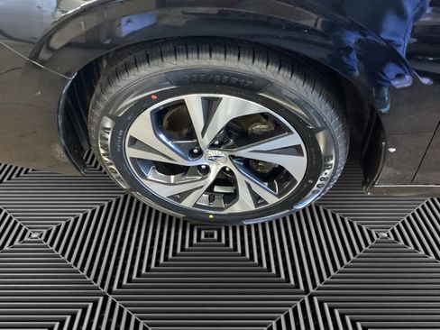 Used 2023 Subaru Legacy Premium image 14