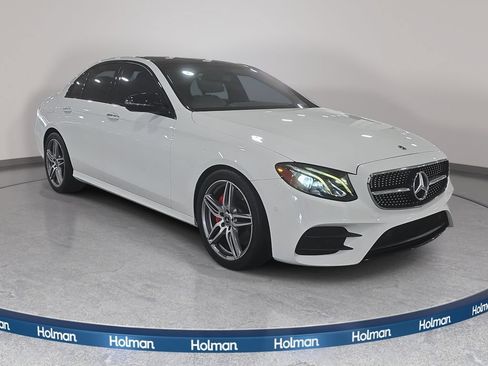Used 2017 Mercedes-Benz E 300 image 4
