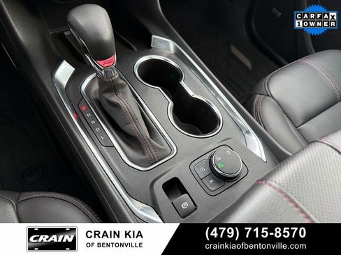 Used 2023 Chevrolet Traverse RS image 18