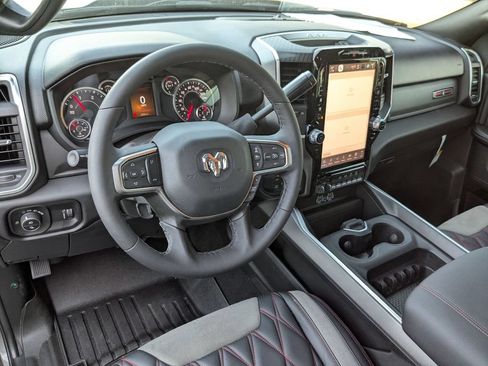 New 2025 RAM 2500 Big Horn AWD/4WD image 17