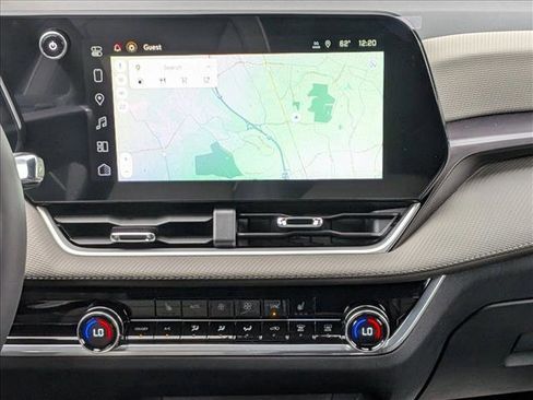 New 2026 Chevrolet Equinox LT w/ Convenience Package II AWD/4WD image 14