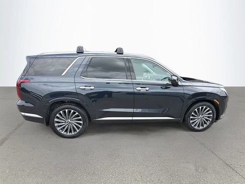 Used 2024 Hyundai Palisade Calligraphy AWD/4WD image 3