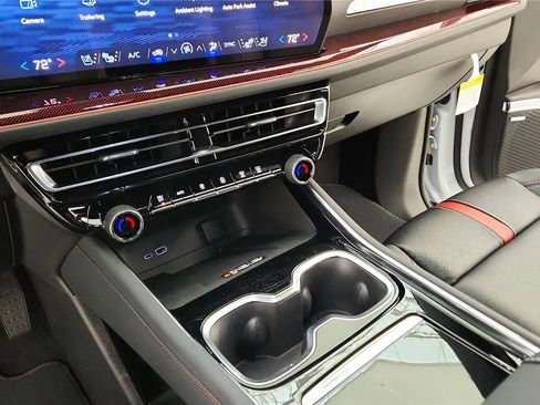 New 2026 Chevrolet Traverse RS AWD/4WD image 37