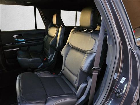 New 2026 Ford Expedition Platinum w/ Stealth Appearance Package image 11