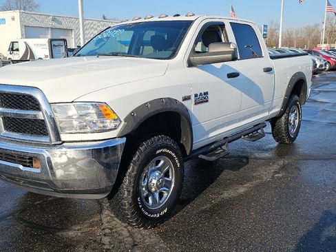 Used 2017 RAM 2500 Tradesman w/ Chrome Appearance Group image 3
