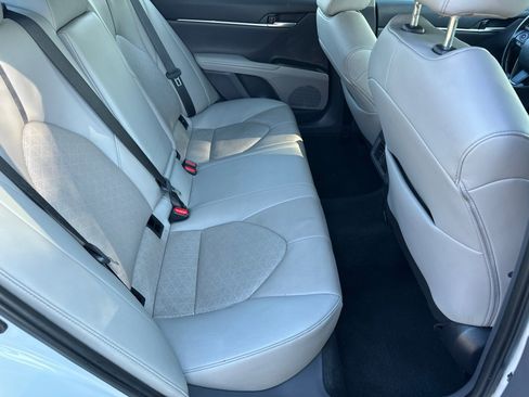 Used 2023 Toyota Camry XSE image 15