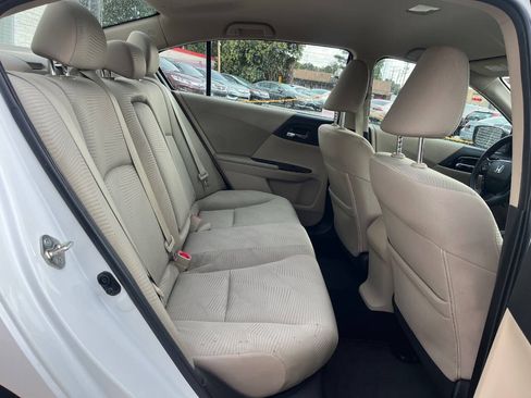 Used 2017 Honda Accord LX image 14