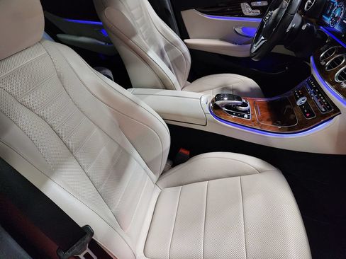 Used 2019 Mercedes-Benz E 450 4MATIC Sedan image 28