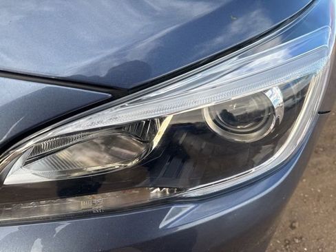 Used 2017 Subaru Outback 2.5i Premium image 11