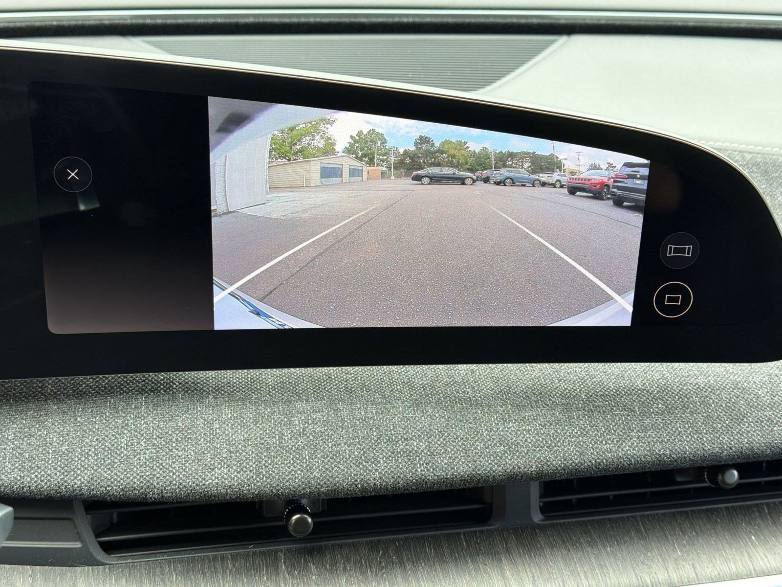 Used 2023 Lucid Air Pure AWD/4WD image 19