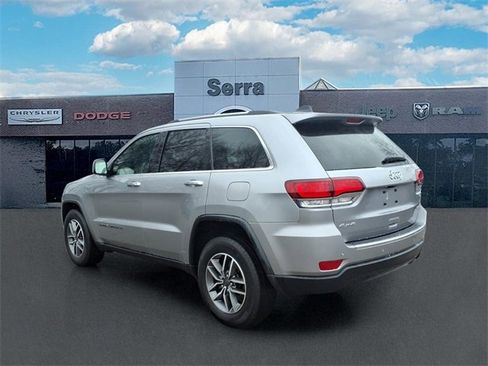 Used 2021 Jeep Grand Cherokee Limited image 4