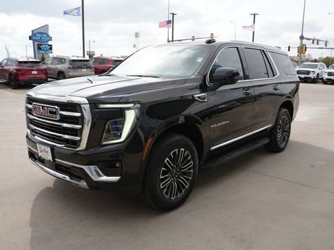Used 2025 GMC Yukon Elevation w/ Elevation Premium Package AWD/4WD image 34
