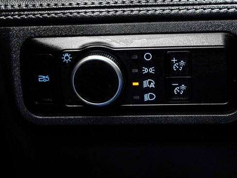 Used 2024 Ford Mustang GT Premium image 28