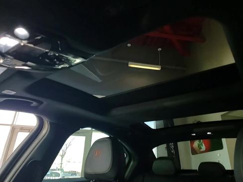 New 2025 Alfa Romeo Giulia AWD w/ Driving Assist Package image 32