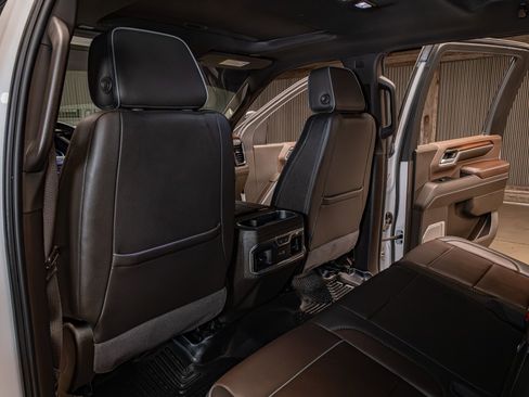 Used 2024 GMC Sierra 2500 Denali w/ Denali Reserve Package image 21