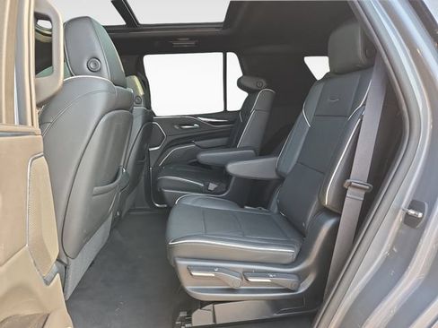 Used 2021 Cadillac Escalade Sport w/ Driver Assist Tech Package AWD/4WD image 13