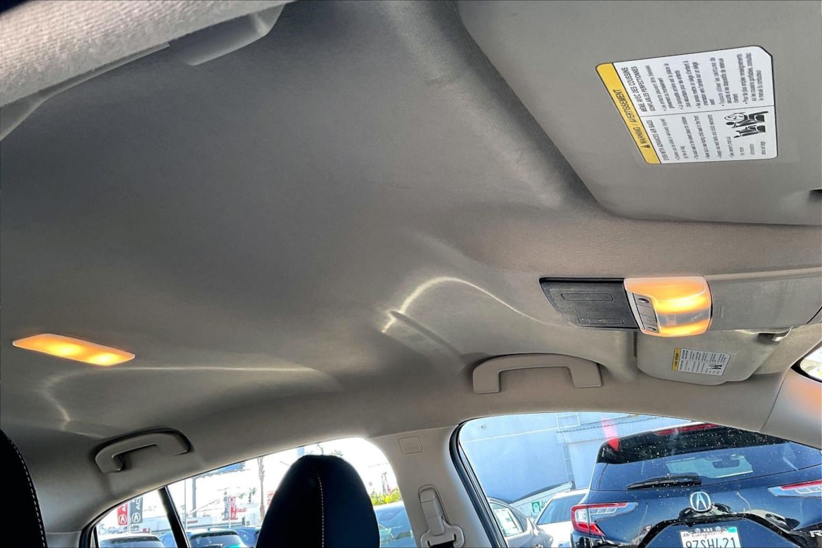 Used 2025 Nissan Sentra SV FWD image 19