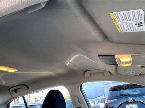 Used 2025 Nissan Sentra SV FWD image 19
