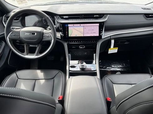 New 2026 Jeep Grand Cherokee Limited AWD/4WD image 36