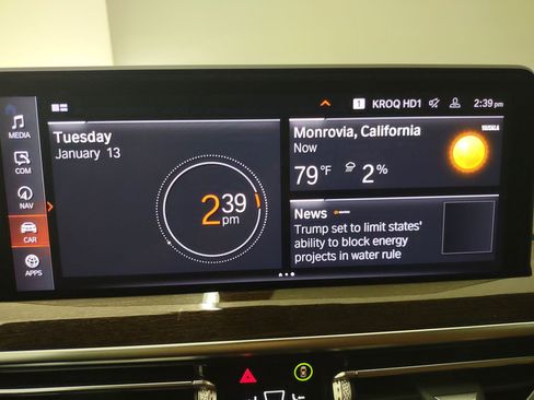 Certified 2023 BMW X4 xDrive30i w/ Convenience Package image 26