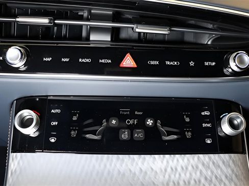 New 2026 Genesis GV70 2.5T Sport Prestige image 24