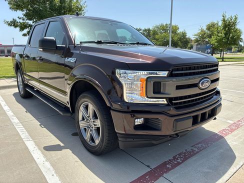 Used 2019 Ford F150 XLT w/ Equipment Group 302A Luxury AWD/4WD image 5