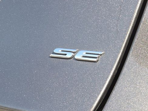 Used 2017 Ford Fusion Energi SE image 18