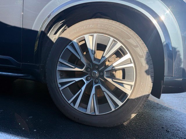 Used 2021 Volvo XC90 T6 Momentum w/ Climate Package AWD/4WD image 5