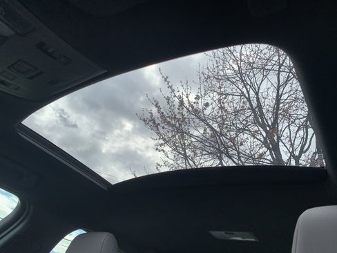 Used 2020 Lexus UX 200 w/ Premium Package image 28