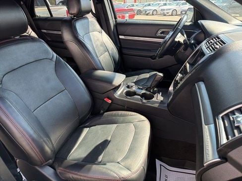 Used 2017 Ford Explorer Sport AWD/4WD image 22