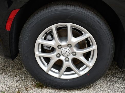 New 2026 Chrysler Voyager LX FWD image 7