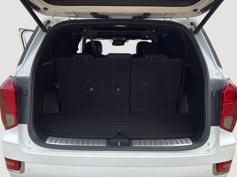 Used 2022 Hyundai Palisade Calligraphy w/ Cargo Package image 24