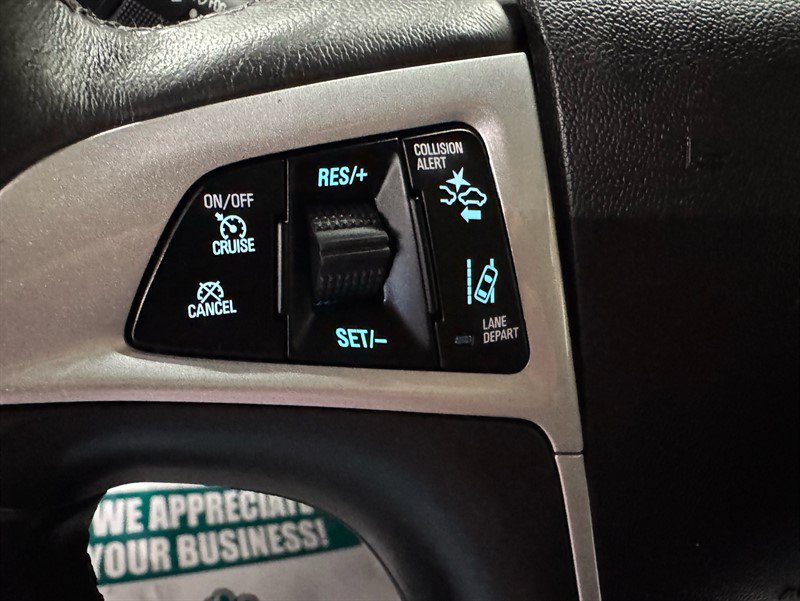 Used 2017 Chevrolet Equinox Premier w/ Enhanced Convenience Package AWD/4WD image 18