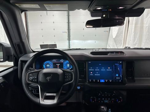 Used 2025 Ford Bronco Big Bend image 16