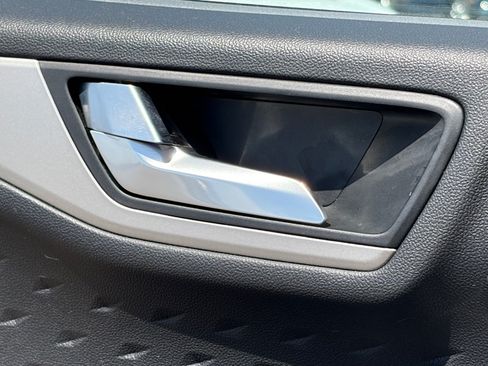 Used 2020 Ford Escape SEL FWD image 16