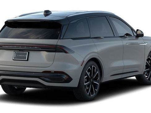 New 2026 Lincoln Nautilus Reserve AWD/4WD image 3