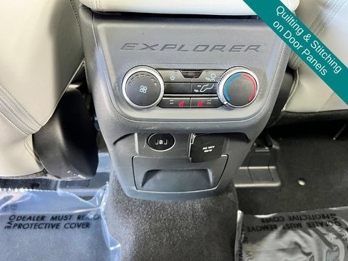 Used 2025 Ford Explorer Platinum w/ Ultimate Package AWD/4WD image 15