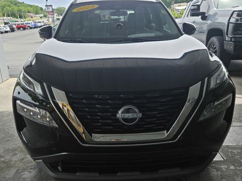 Used 2023 Nissan Rogue SV w/ SV Premium B Package FWD image 3