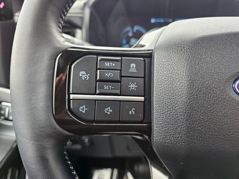 Certified 2025 Ford F150 Lightning Platinum AWD/4WD image 19