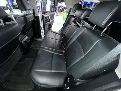 Used 2010 Toyota 4Runner Trail image 25