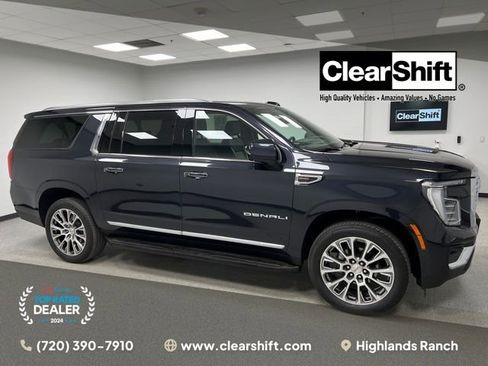 Used 2025 GMC Yukon XL Denali image 1
