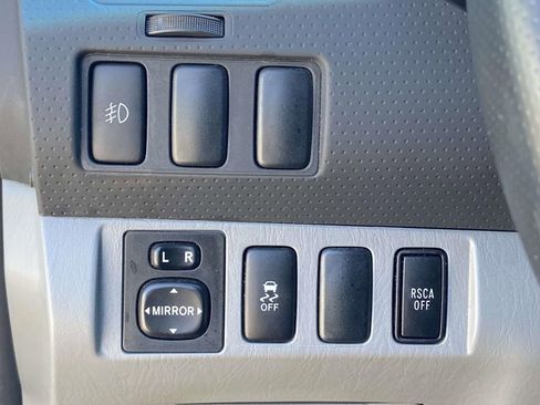 Used 2013 Toyota Tacoma 4x4 Double Cab w/ SR5 Pkg image 23