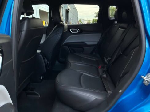 Used 2025 Jeep Compass Limited AWD/4WD image 12
