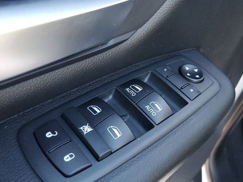 Used 2019 RAM 1500 Tradesman w/ SXT Appearance Group image 22