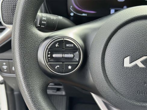 Used 2023 Kia Soul LX w/ Option Group 015 image 10