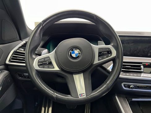 Certified 2022 BMW X5 sDrive40i w/ M Sport Package RWD image 17